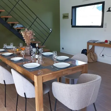 Holiday home Maison D'architecte Mesquer